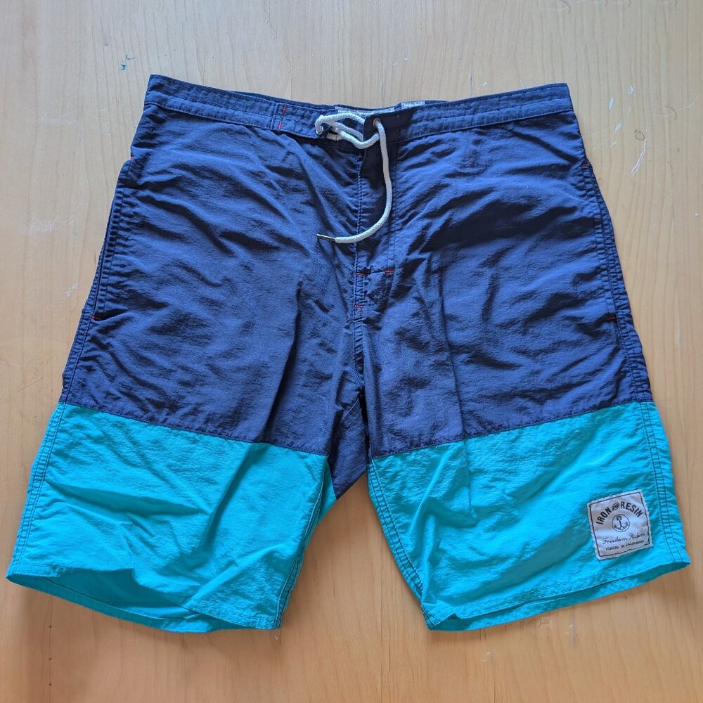 Iron & Resin Boardshort